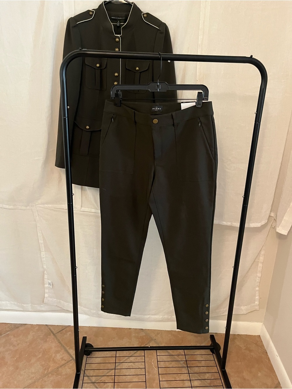 White House Black Market Olive Green Women's Tailored Ankle Pants